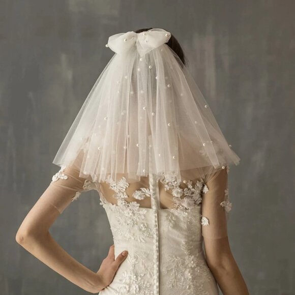 Wedding veil white bridal shoulder short length pearls bow elegant brand new main image 5